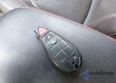 2015 Jeep Cherokee Trailhawk из США, поврежденный, VIN 1C4PJMBS1FW697654